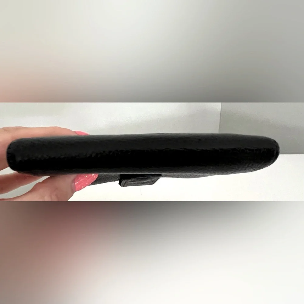 Authentic CHANEL Caviar Black Leather Wallet